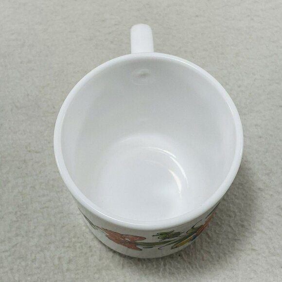 Arcopal France Mug Milk Glass White Red Flower Spring Summer Bloom Drinkware 26 - Picture 4 of 10